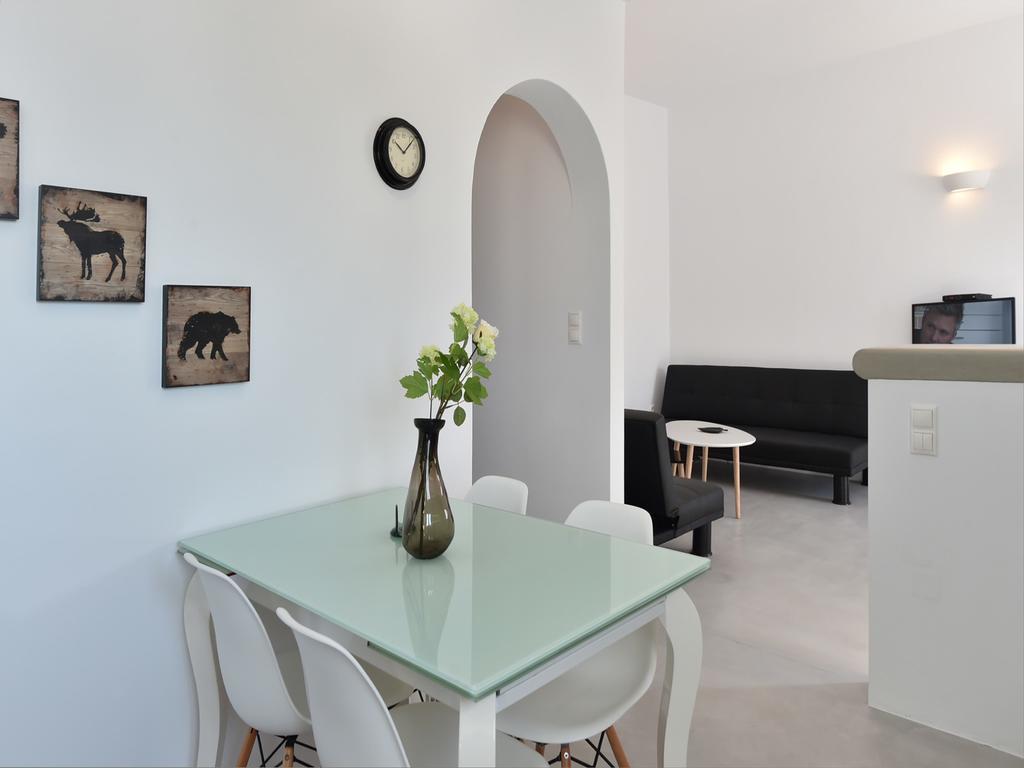 The Local House Apartment Parikia  Exterior photo
